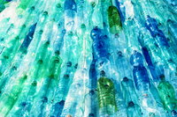 Magyarországon is növelik az italgyártók az újrahasznosított műanyagok arányát
