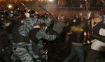 Starcia w Kijowie. Policja ucieka