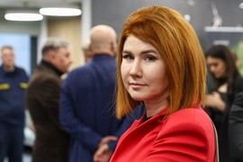 Putinova CRVENOKOSA ŠPIJUNKA dobila novi zadatak: Zavodila je visoke zvaničnike i radila za TAJNU SLUŽBU, a sada se sa 43 godine i NOVIM IMENOM vraća u igru