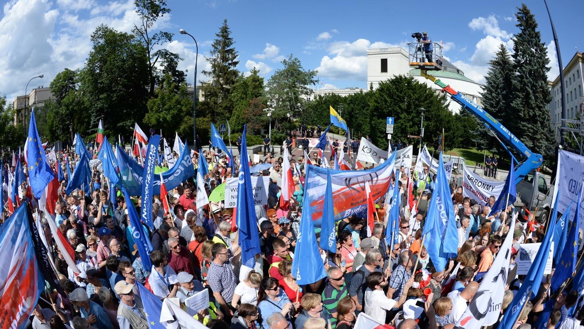 protest sejm 16 lipca pis sądy