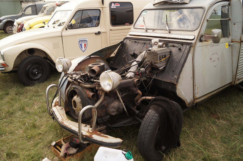 21. Światowy Zlot Miłośników Citroëna 2CV w Toruniu