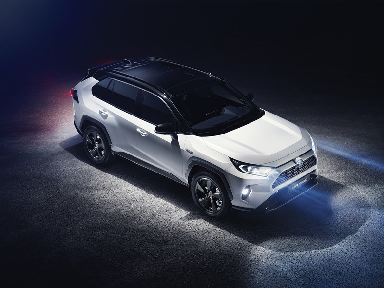 Toyota RAV4 - w całkiem nowym stylu