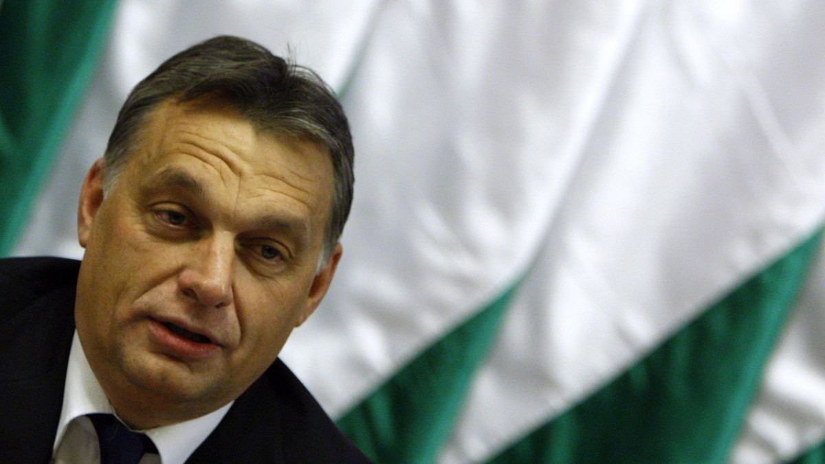 Od 15 do 20 mld euro ma wynieść pomoc finansowa, jaką Węgry chcą wynegocjować z Międzynarodowym Funduszem Walutowym - powiedział bliski współpracownik premiera Viktora Orbana, Mihaly Varga. Misja MFW przyjeżdża dzisiaj do Budapesztu na rozmowy.