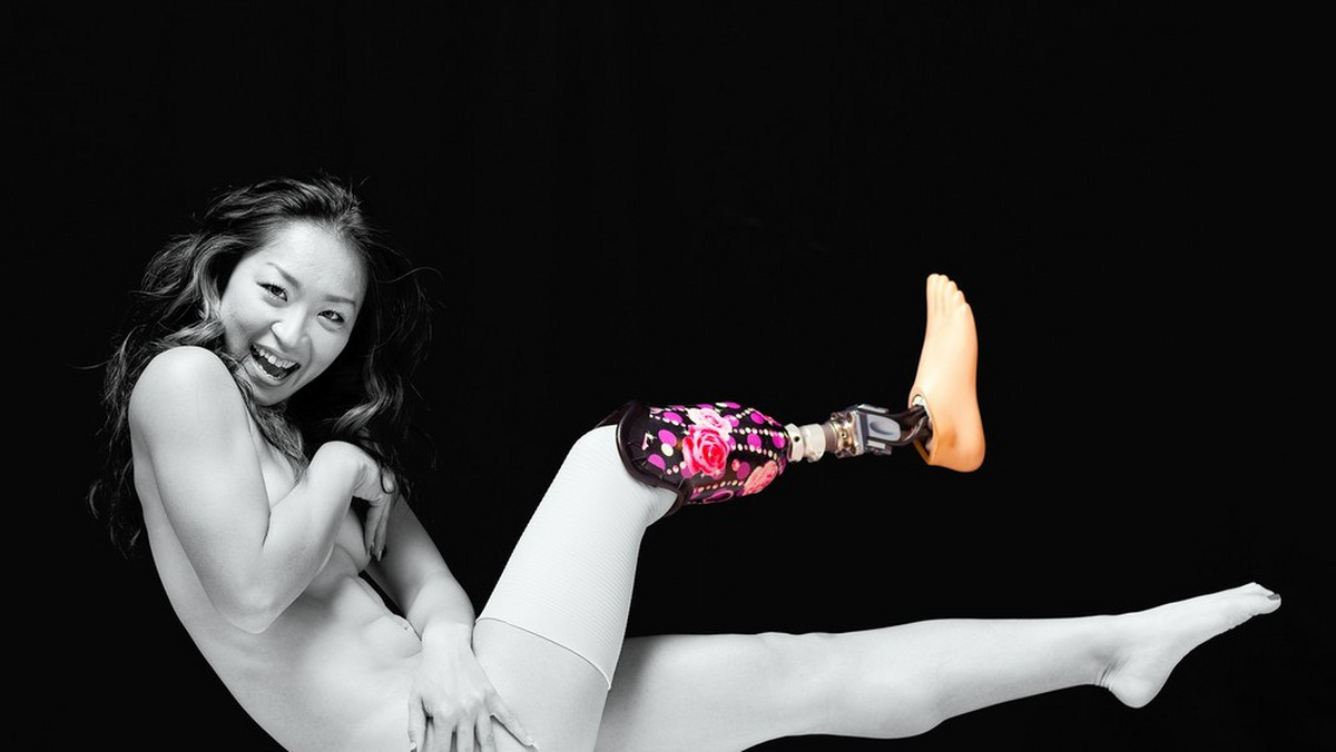 Maya Nakanishi, japońska sprinterka, będzie reprezentować swój kraj w Londynie, na Igrzyskach Paraolimpijskich. Sportsmenka postanowiła wziąć udział w seksownej sesji zdjęciowej do kalendarza na przyszły rok.