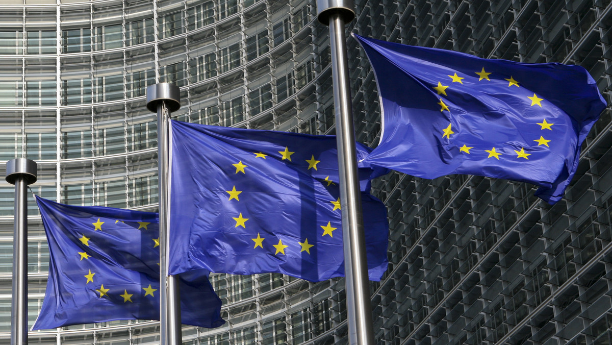 Unijni komisarze podejmą w środę decyzję w sprawie skargi do Trybunału Sprawiedliwości Unii Europejskiej (TSUE) przeciw Polsce w związku z ustawą o Sądzie Najwyższym - dowiedziała się nieoficjalnie PAP w Brukseli.