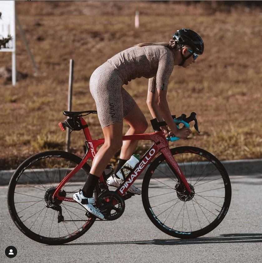 19-letnia triathlonistka zderzyła się z samochodem. Walczy o życie w szpitalu