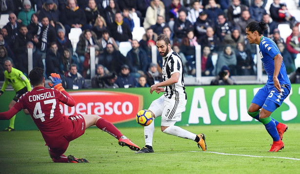 Liga włoska: Siedem goli rozpędzonego Juventusu. Szczęsny wrócił na ławkę rezerwowych