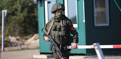 Dostrzegli na mundurach białoruskich żołnierzy coś niepokojącego. To może być złowieszczy prognostyk