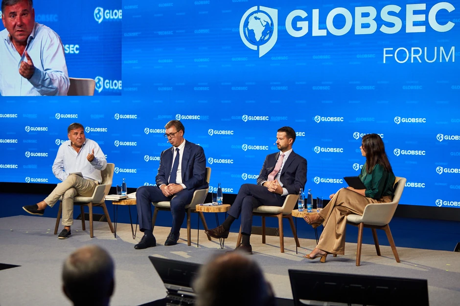 Vučić je poručio da je imao odličan sastanak sa Ursulom fon der Lajen