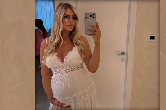 ŽENA DADA POLUMENTE UŠLA U DEVETI MESEC TRUDNOĆE Mlađa je od njega 11 godina, a sada pokazala kako je proslavila rođendan tik pred porođaj: "Hvala ti Bože"