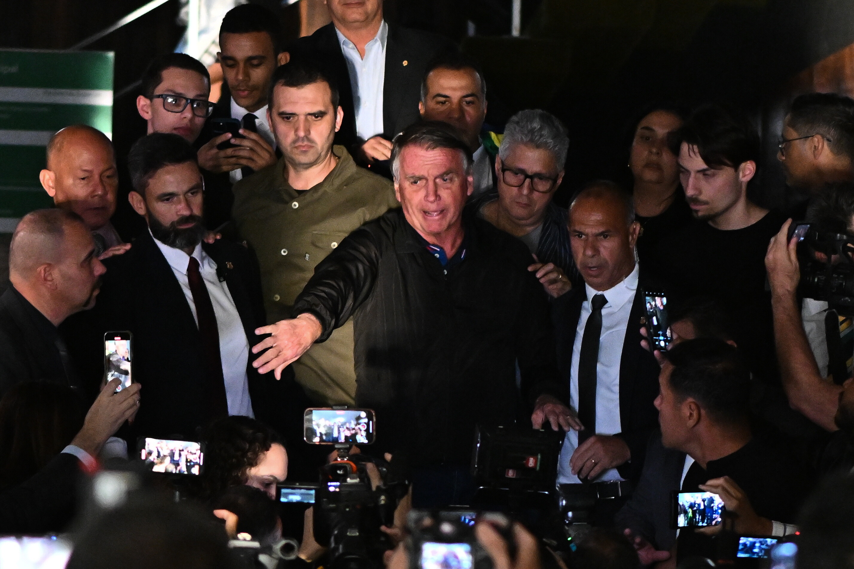 Ultimatum dla Bolsonaro: sąd grozi natychmiastowym aresztem