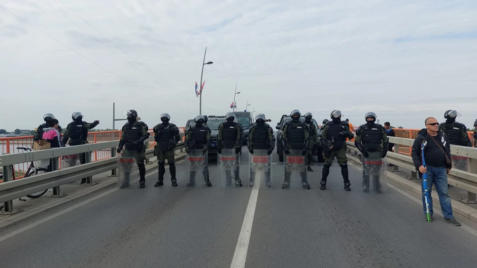 Pripadnici Žandarmerije blokirali su Klisanski most