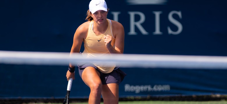 Turniej WTA w Cincinnati: Świątek przeszła eliminacje, Linette przegrała