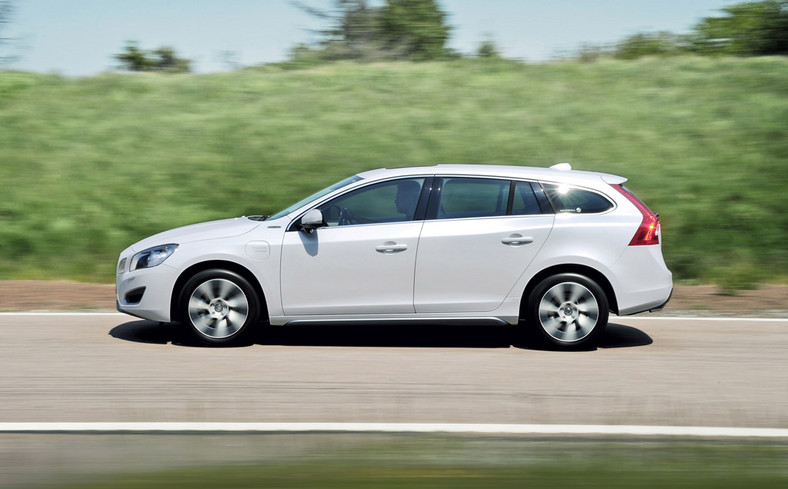 Volvo V60 Plug-iN Hybrid: szwedzka hybryda dla rodziny