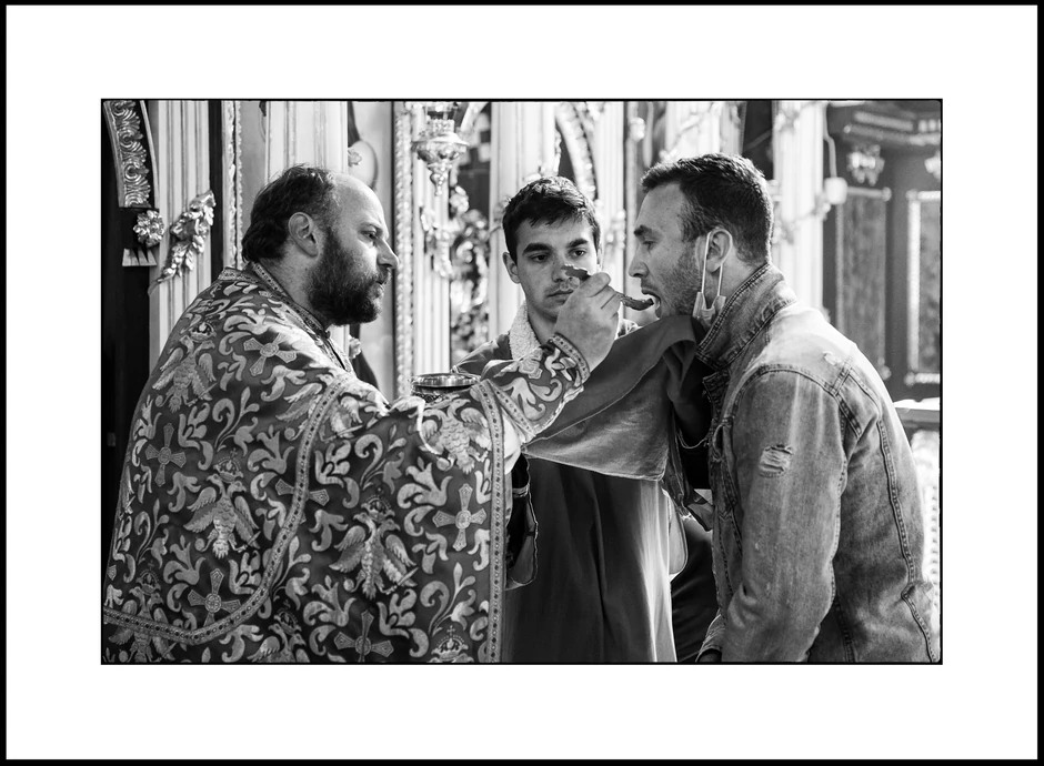 Izložba fotografija "Još uvek si napolju?"