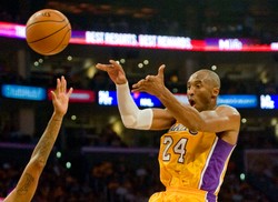Liga NBA: Kobe Bryant skuteczniejszy od Michaela Jordana