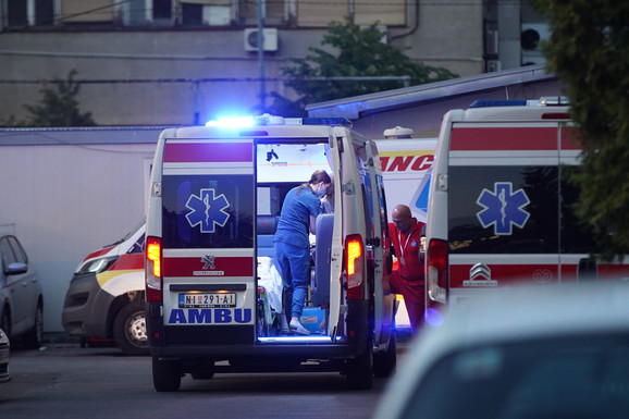 POZNATO STANJE DEVOJČICE KOJA JE PALA SA KONJA Sa teškim povredama hitno prevezena u Tišovu