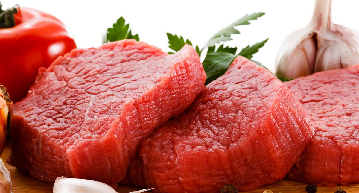 Dziewięć błędów podczas przygotowywania mięsa. Niektóre mogą mieć bardzo  poważne konsekwencje