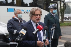 Szef GIS mówi, że 'trzeba zmienić logistykę wejścia dzieci do szkół'. A co z mierzeniem temperatury?