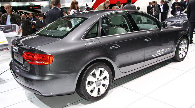 Paryż 2008: Audi A4 TDI concept e - 2,0 TDI (88 kW) i 3,99 l/100 km