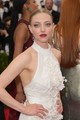Amanda Seyfried nem csak a ruha terén teljesített kifogástalanul.