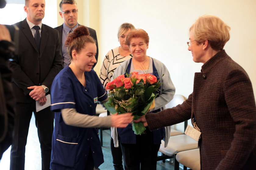 Te panie są gońcami w szpitalu. Uratowały życie 53-latkowi