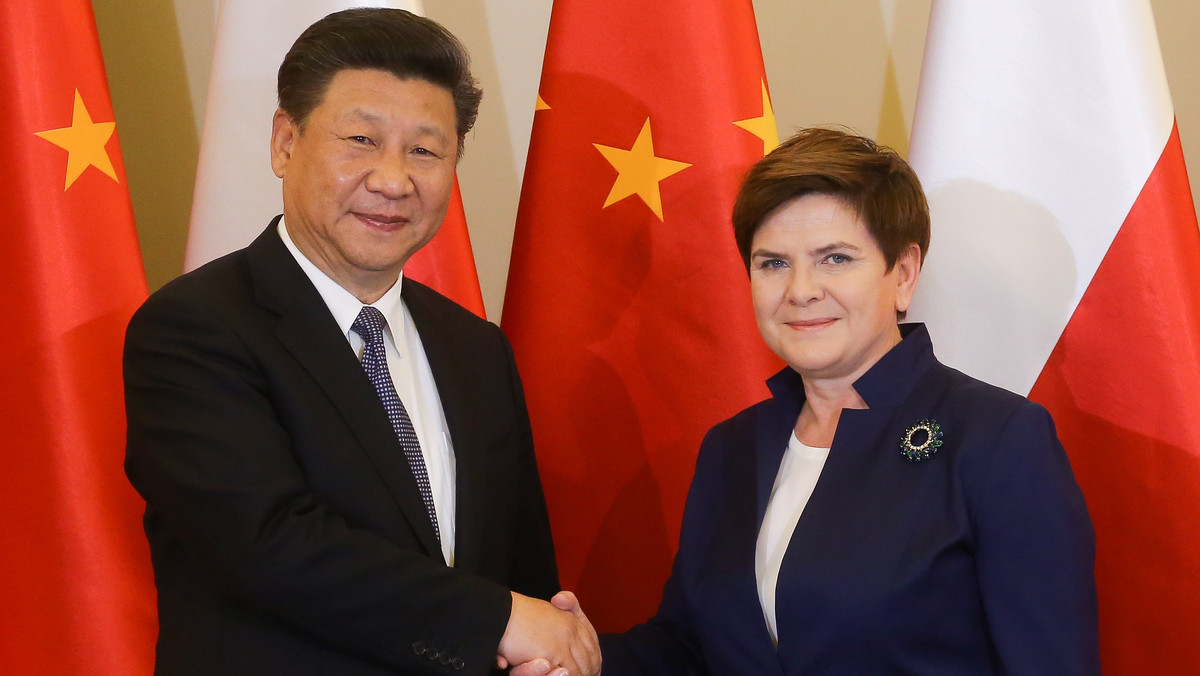 Podpisanie umowy strategicznej z Chinami, która umożliwi utworzenie nowego jedwabnego szlaku, może być jednym z najważniejszych momentów w historii Polski, rozumianej w szerokim kontekście ekonomicznym i gospodarczym - ocenił ekspert Jacek Bartosiak.