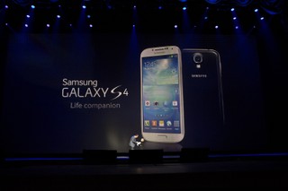 Samsung Galaxy S4 bije rekordy sprzedaży