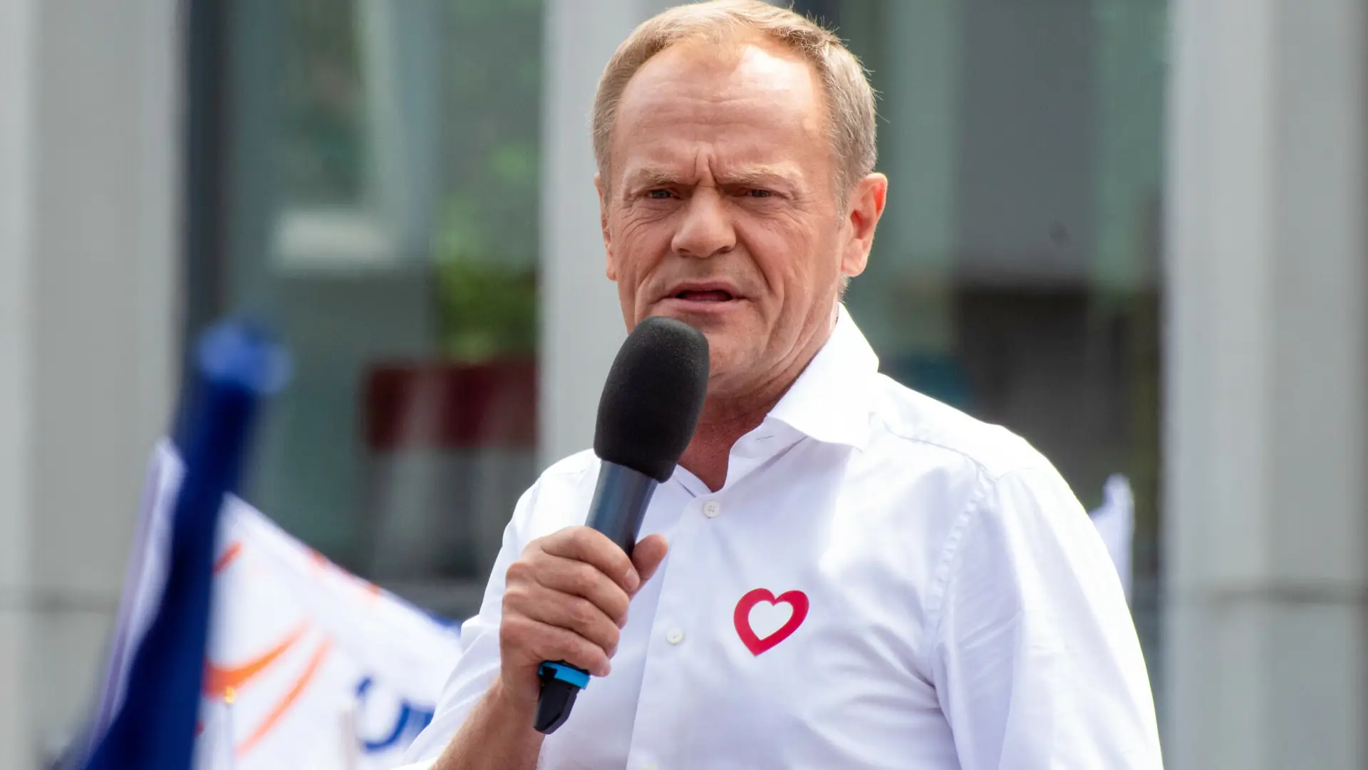 Donald Tusk jak Mentzen i Kaczyński. Lider PO przekroczył granice