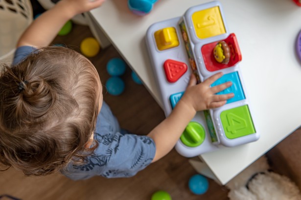 Czy w tym roku urodzi się w Polsce chociaż 250 tys. dzieci? Dzietność na zatrważającym poziomie