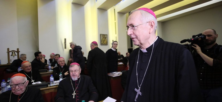 Ortodoksyjny wróg gender i konwencji o przemocy wobec kobiet. Abp Gądecki ponownie szefem KEP