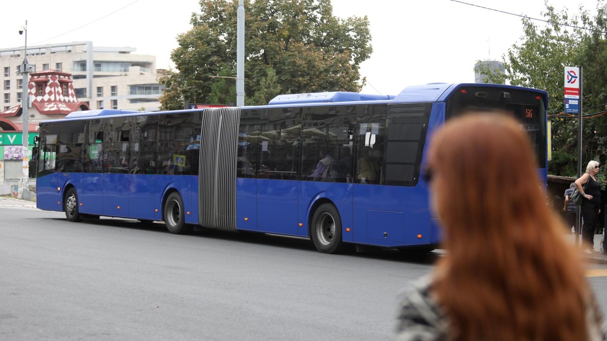 Autobusi