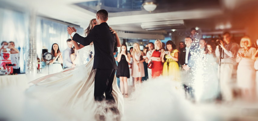 Oczepiny – zobacz, na jakie gry i zabawy weselne warto się zdecydować
