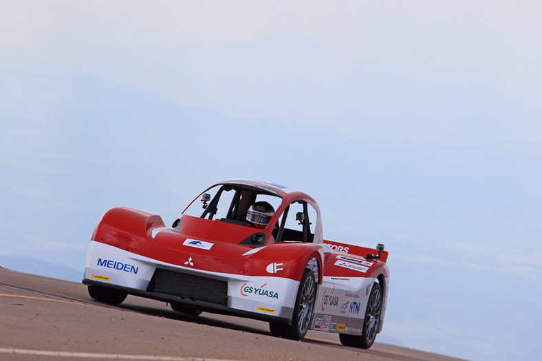 Mitsubishi i-MiEV Evolution na szczycie Pikes Peak