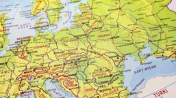w razie inwazji rosji europejskie czołgi i broń utkną na drogach? komi
