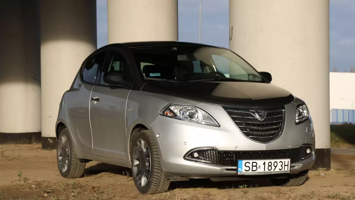 Lancia Ypsilon