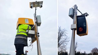 Fotoradar rekordzista powrócił. Wcześniej zniszczono go dwa razy, w tym siekierą