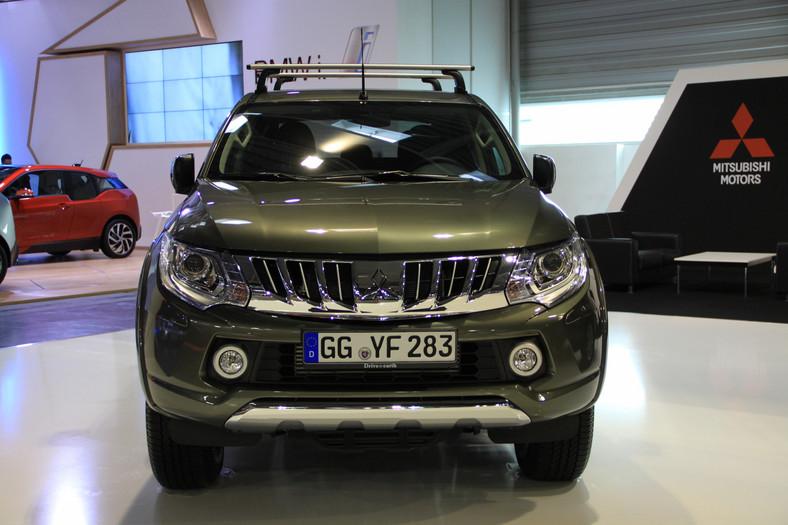 Mitsubishi L200 (Poznań 2015)