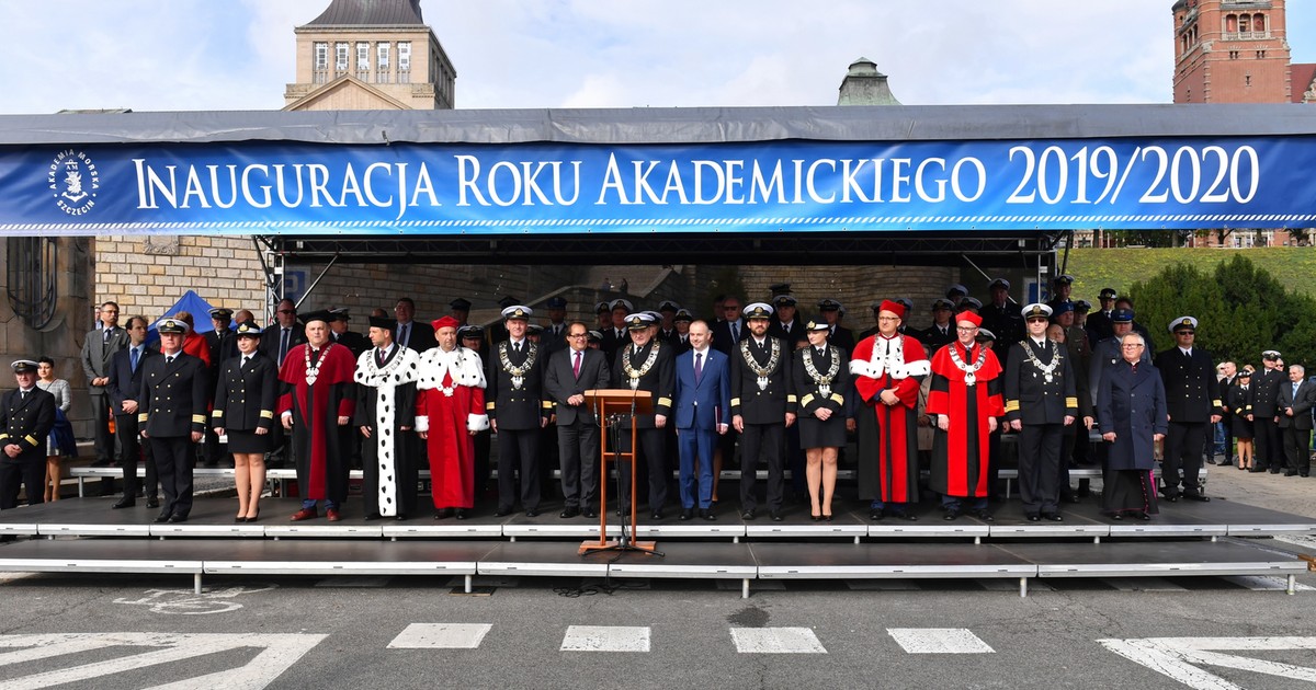 Szczecin: Akademia Morska zainaugurowała rok akademicki - Wiadomości