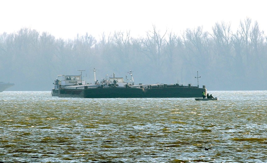 Zaplenjeno deset tona nafte