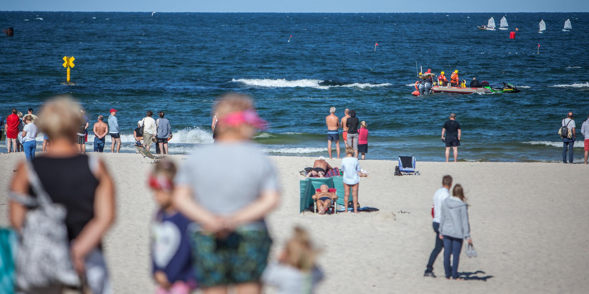 Tragedia na plaży w Ustce. Nie żyją dwaj mężczyźni