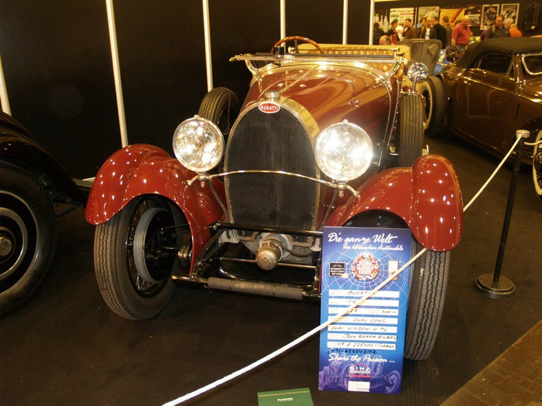 Techno Classica 2011: 2500 oldtimerów i 200 tys. zwiedzających