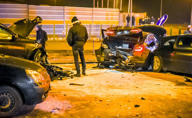 Wiemy, za ile naprawili rozbite BMW, którym jechał