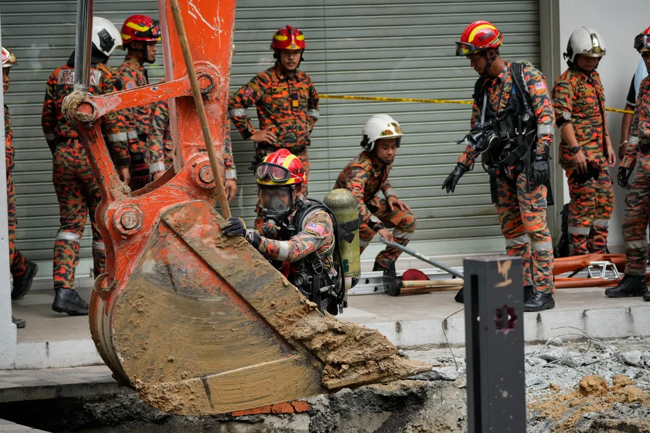 Ženu progutala rupa u Kuala Lumpuru