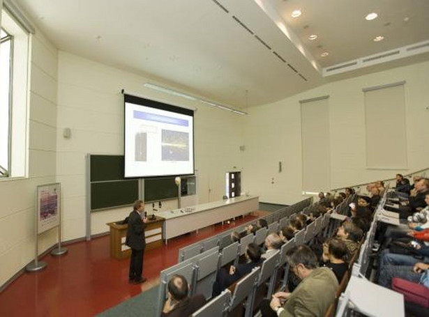 PiS protestuje przeciw "szklanym sufitom" dla studentów