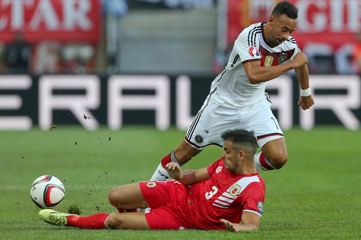 El. ME 2016: Niemcy rozgromili Gibraltar. Polska liderem grupy D. WIDEO