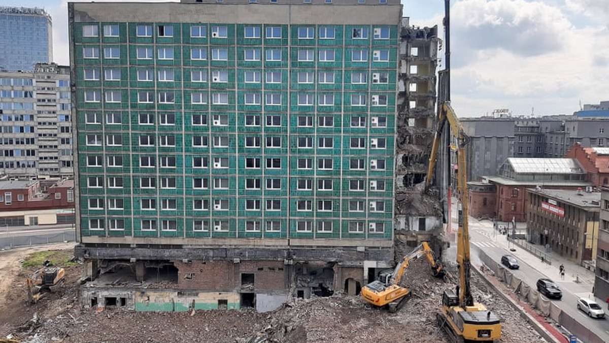 Katowice: trwa rozbiórka hotelu Silesia