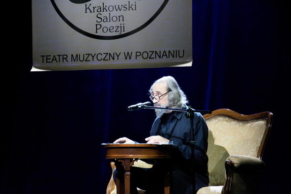 Krakowski Salon Poezji pod hasłem "Po tamtej stronie wszystkich wiosen" w Teatrze Muzycznym w Poznaniu, fot. Codzienny 