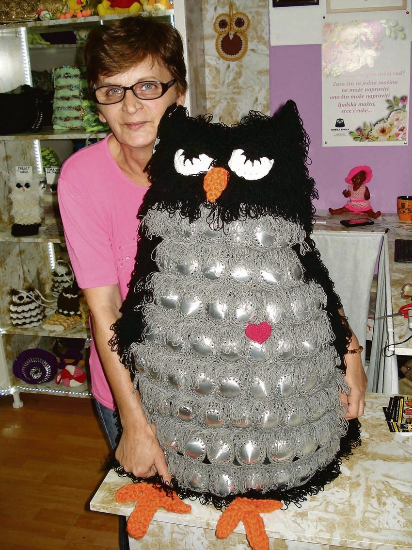 Jadranka u svojoj radnji koju je otvorila uz pomoć novca iz biroa