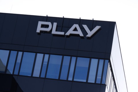 Awaria w sieci Play. Problemy z SMS-ami i MMS-ami w całej Polsce